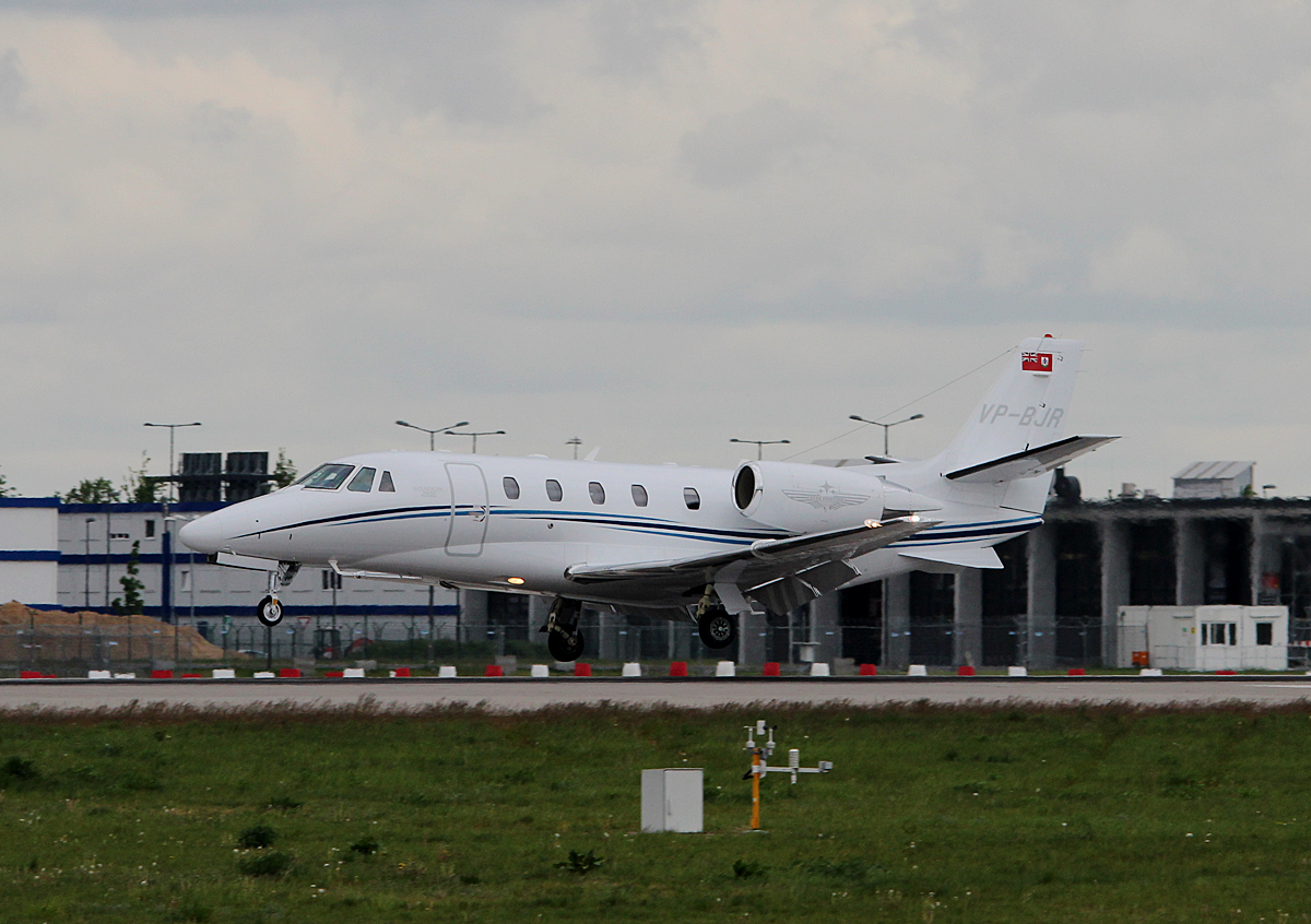Private Cessna 560XLS Citation XLS bei der Landung in Berlin-Schnefeld(BER) am 14.05.2015