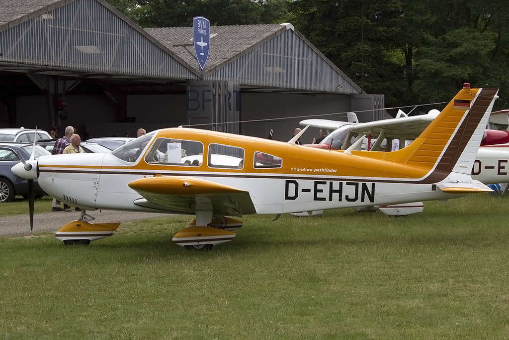 Private, D-EHJN, Piper, PA-28-235 Pathfinder, 21.06.2015, EDTF, Freiburg, Germany 

