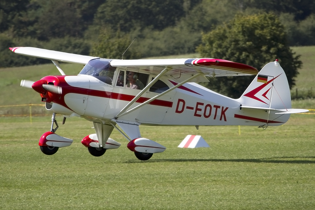 Private, D-EOTK, Piper, PA-22-150 Tri Pacer, 06.09.2013, EDST, Hahnweide, Germany 





