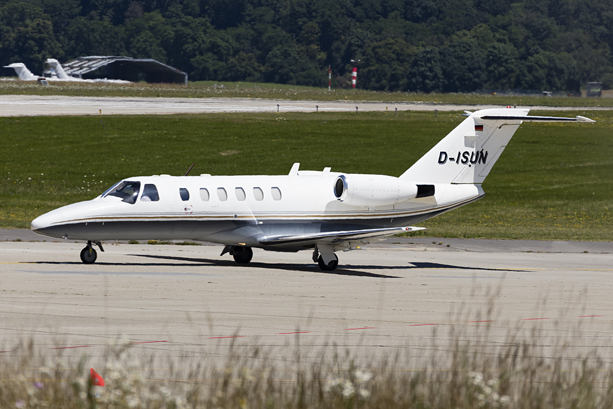 Private, D-ISUN, Cessna, 525A Citation CJ2, 17.07.2016, GVA, Geneve, Switzerland 


