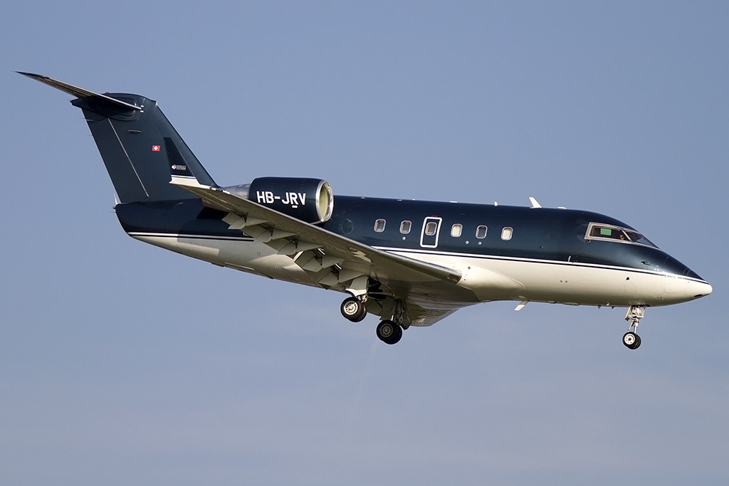 Private, HB-JRV, Bombardier, CL-600-2B16 Callenger-601-3A, 31.08.2013, GVA, Geneve, Switzerland 



