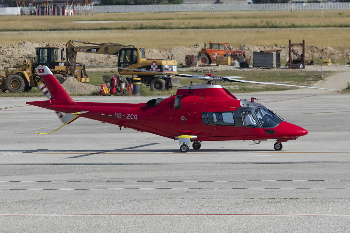 Private, HB-ZCQ, Agusta, A-109E Power, 10.06.2018, TRS, Triest, Italien




