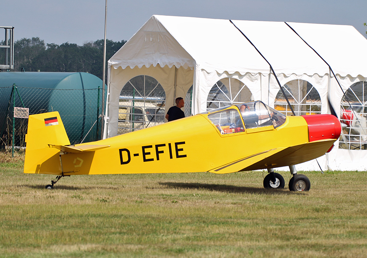 Private Jodel D.11, D-EFEI, Stearman and Friends 2021, Flugplatz Bienenfarm, 03.07.2021
