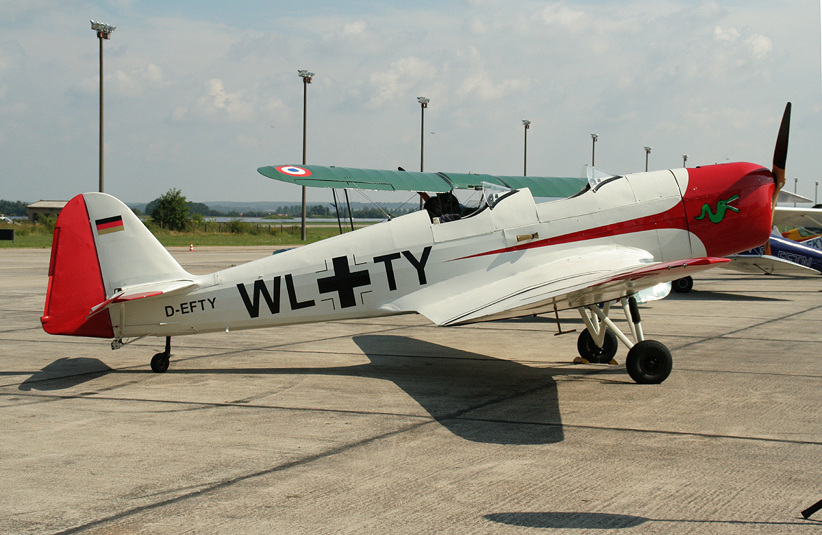 Private Klemm KL-35D D-EFTY bei den schsischen Flugtagen in Bautzen am 10.08.2013