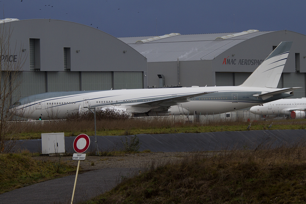 Private, VP-CAL, Boeing, B777-2KQ-ER, 11.01.2015, BSL, Basel, Switzerland 



