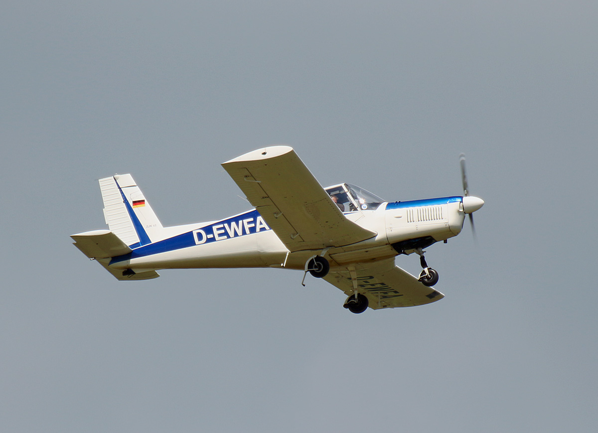 Private, Zlin Z-43, D-EWFA, Flugplatz Bienenfarm, 18.05.2019