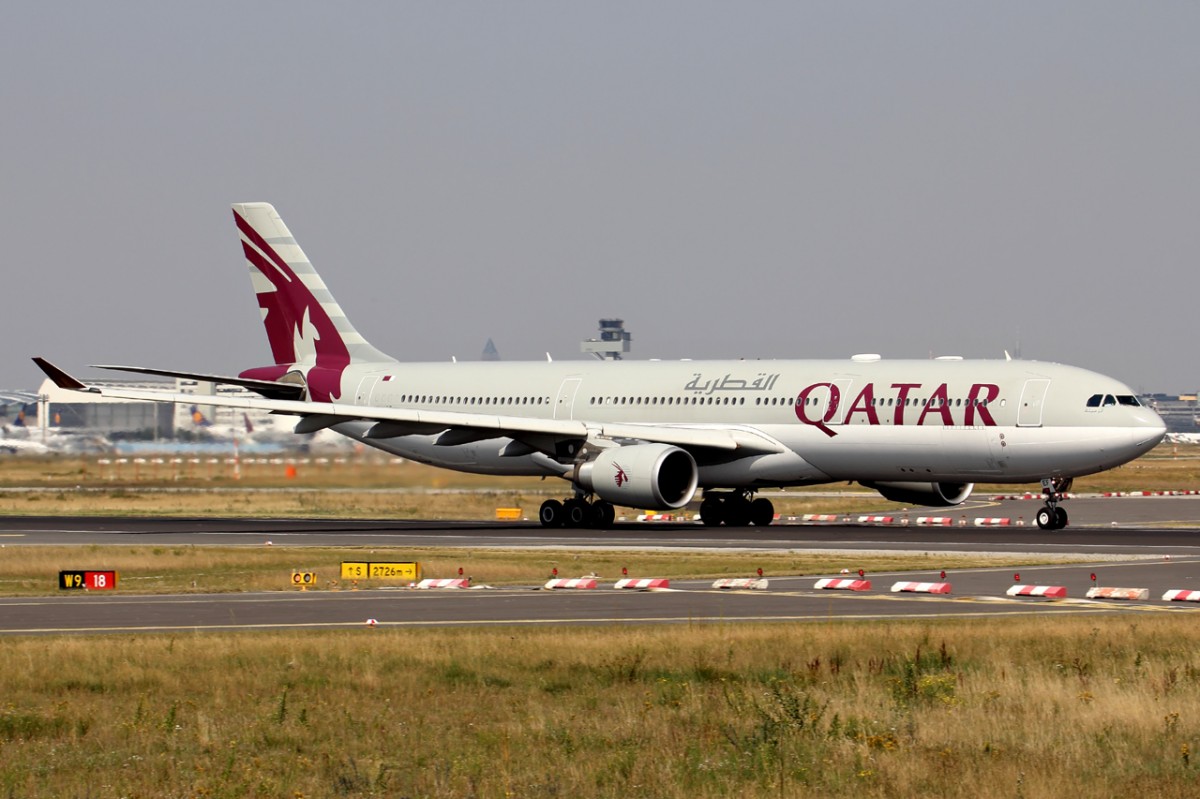 Qatar A7-AEF beim Start in Frankfurt 19.7.2014