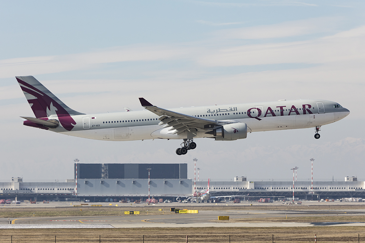 Qatar Airways, A7-AED, Airbus, A330-302, 26.02.2017, MXP, Mailand, Italy



