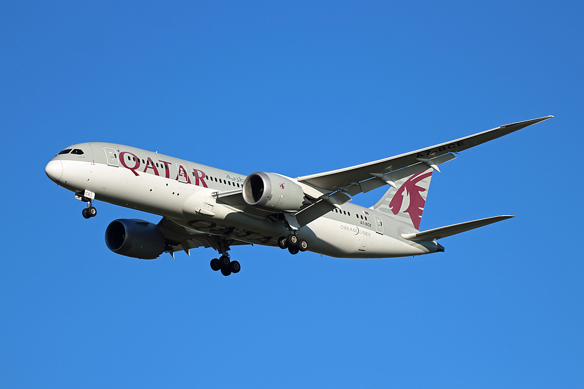 Qatar Airways, Boeing B 787-8 Dreamliner, A7-BCE, BER, 19.12.2020