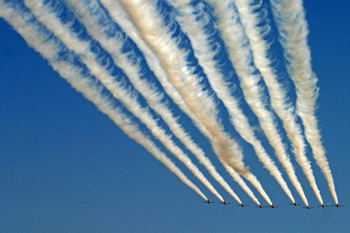 Red Arrows der Royal Air Force, BAe Hawk T1, 02.September 2007, GVA Genève, Switzerland. 