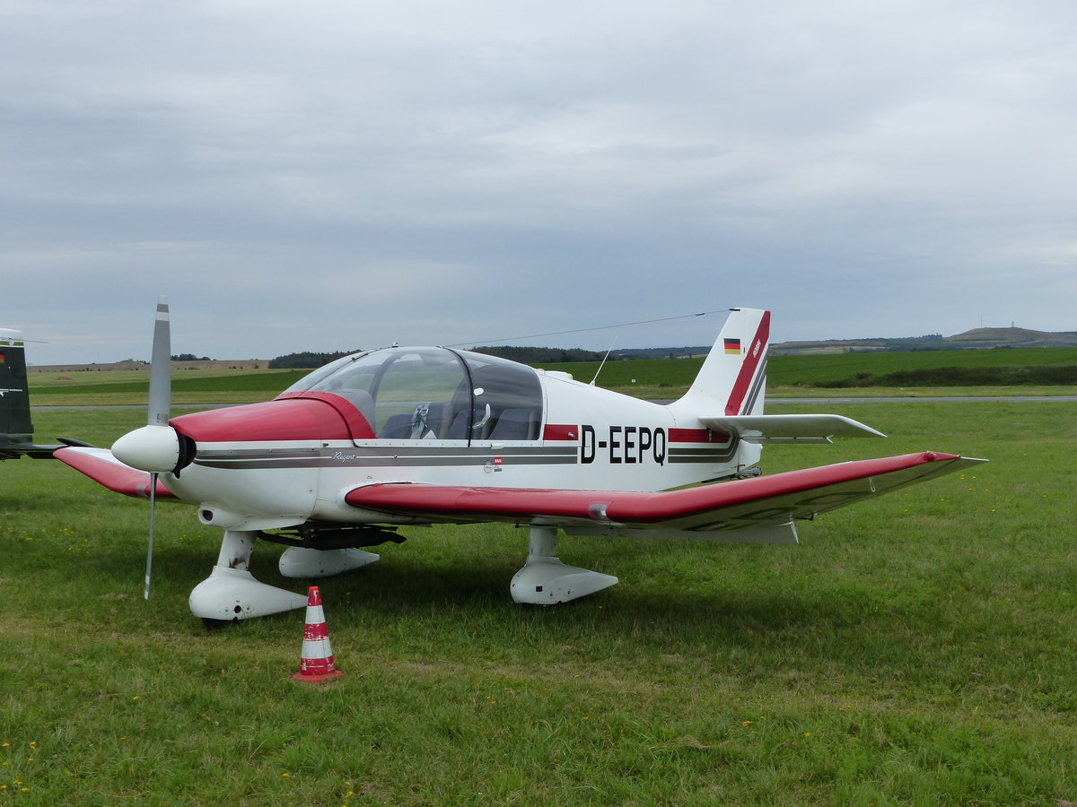 Robin DR 400-180 Regent, D-EEPQ, Flugplatz Gera (EDAJ) am 17.8.2019