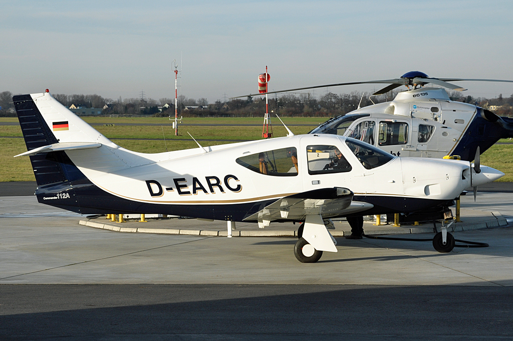 Rockwell Commander 112A, D-EARC, am Flugplatz Bonn-Hangelar - 16.12.2013