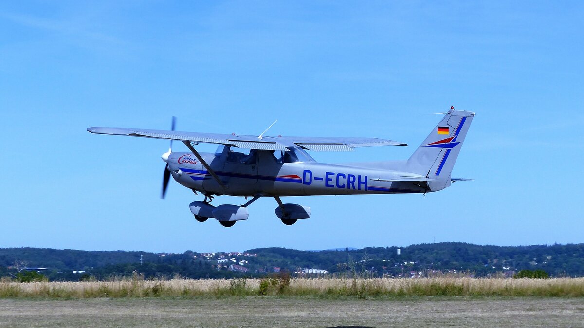 Rotax Cessna 150, D-ECRH, Flugplatz Coburg Steinrücken (EDQY), 17.7.2022