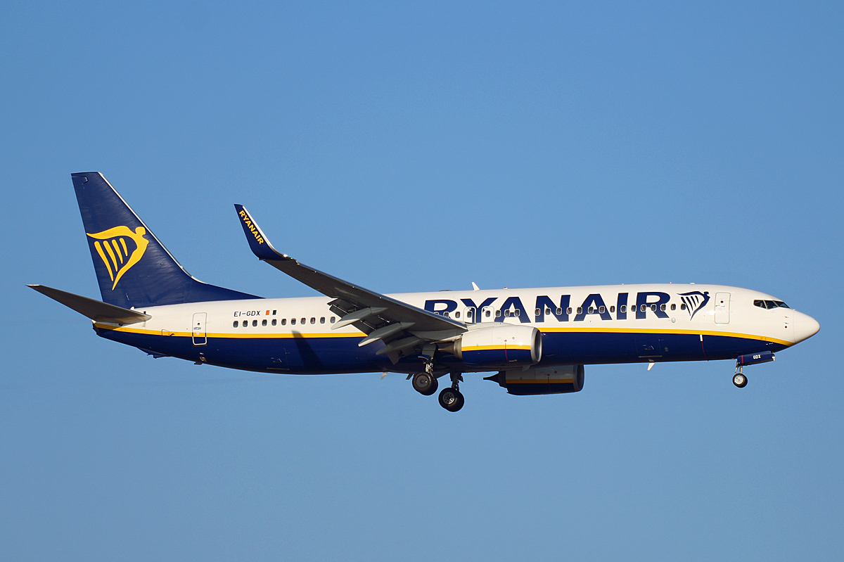Ryanair, Boeing B 737-8AS, EI-GDX, SXF, 20.01.2019