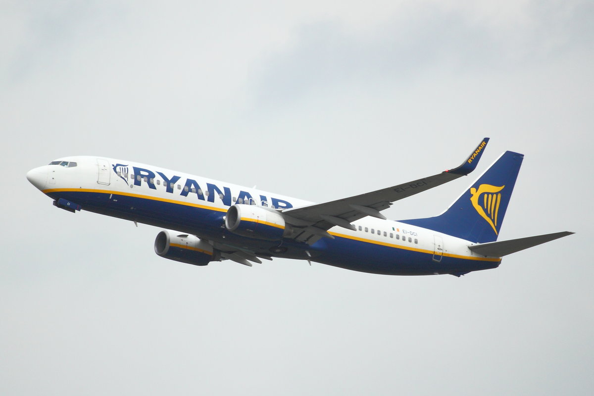 Ryanair, EI-DCI, Boeing B737-8AS. Köln-Bonn (CGN/EDDK) am 16.07.2017.
