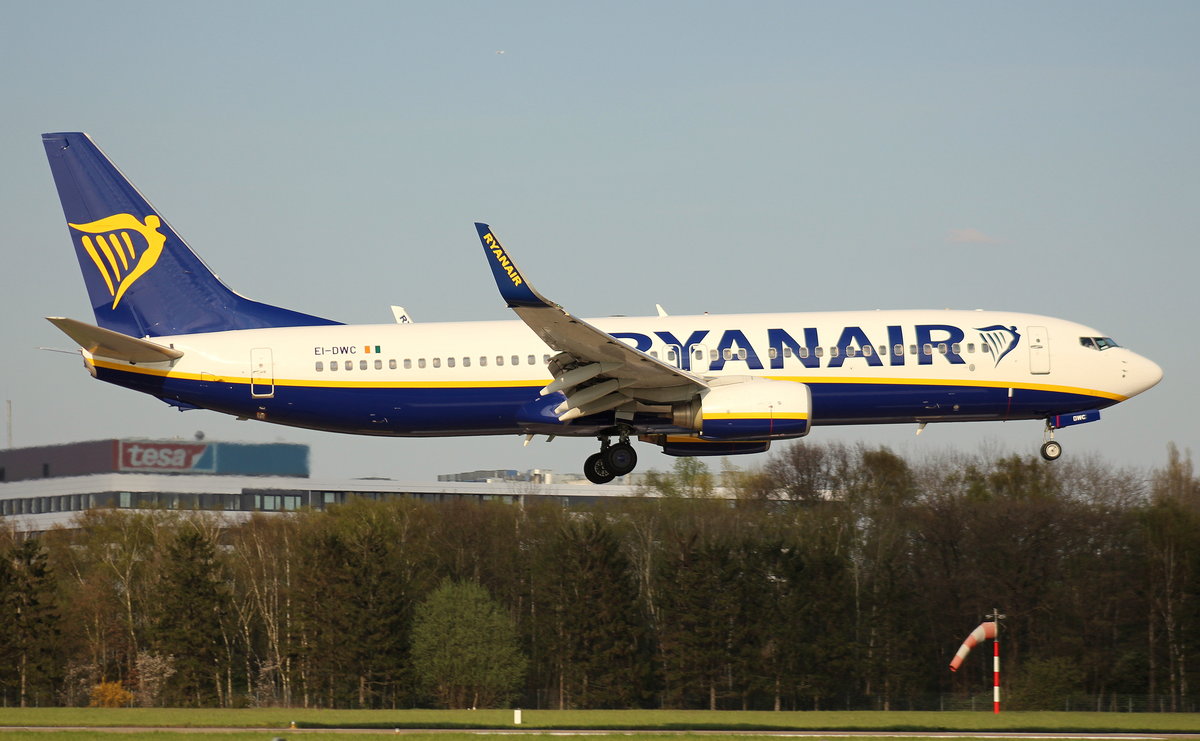 Ryanair, EI-DWC,(c/n 36076),Boeing 737-8AS(WL), 02.05.2016, HAM-EDDH, Hamburg, Germany 