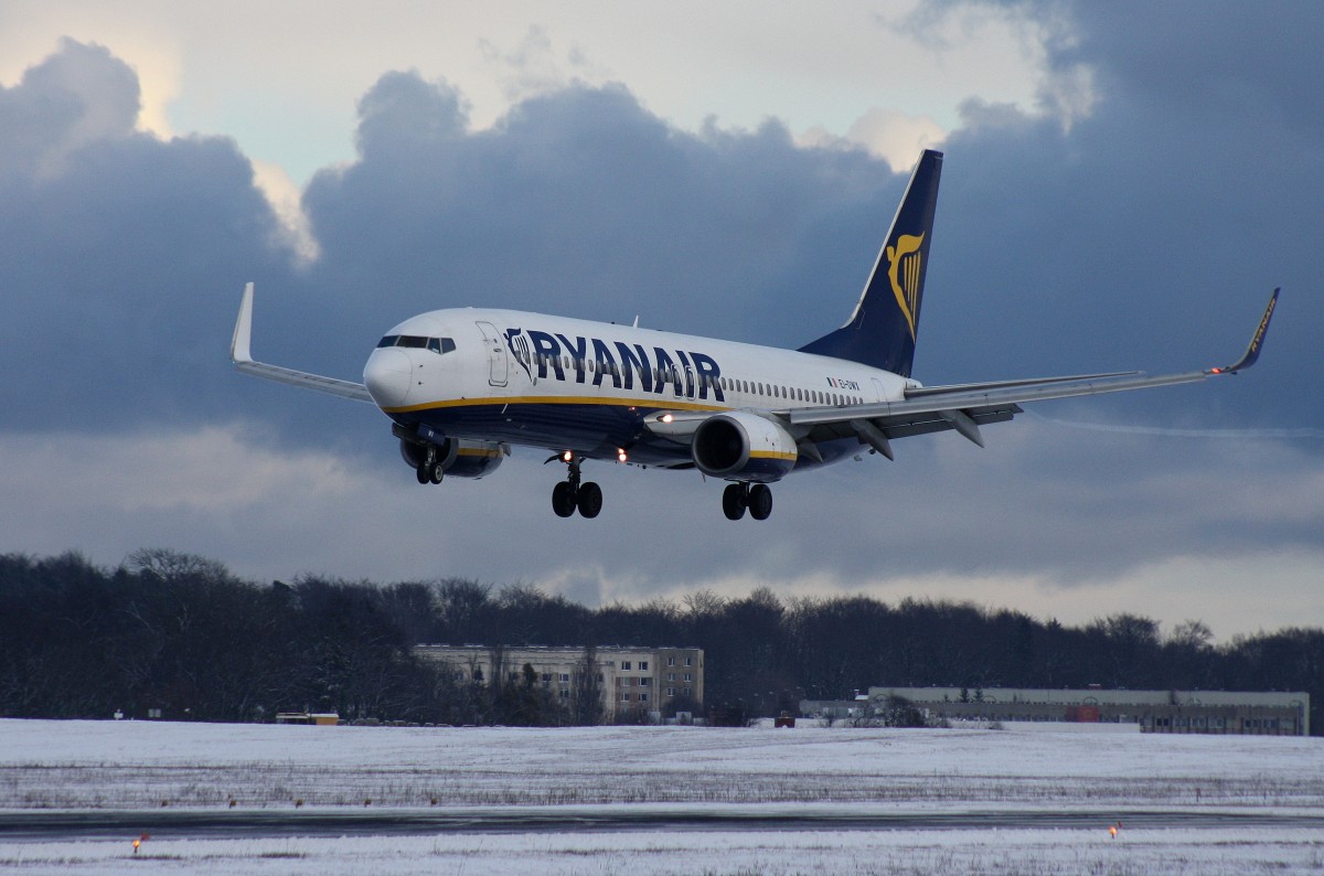 Ryanair, EI-DWX, Boeing 737-8AS (WL), 28.12.2014, GDN-EPGD, Gdansk, Polen 