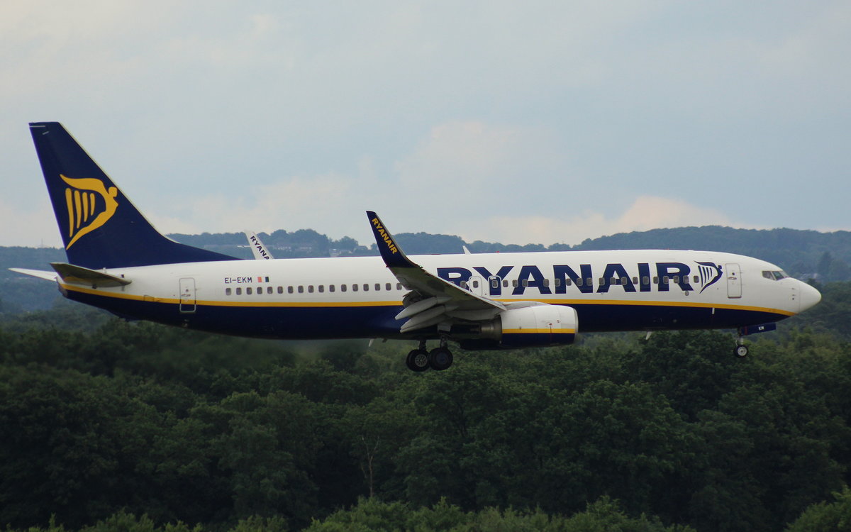 Ryanair, EI-EKM,(c/n 38499),Boeing 737-8AS(WL), 26.06.2016, CGN-EDDK, Köln-Bonn, Germany 