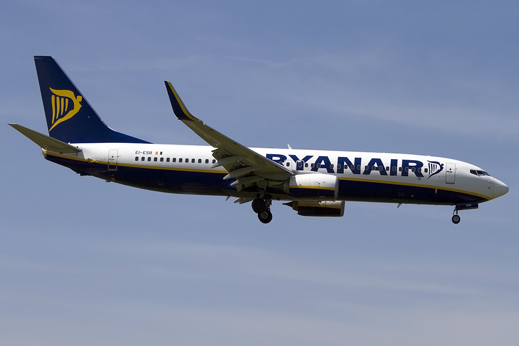 Ryanair, EI-ESR, Boeing, B737-8AS, 17.05.2014, BRU, Brüssel, Belgium 




