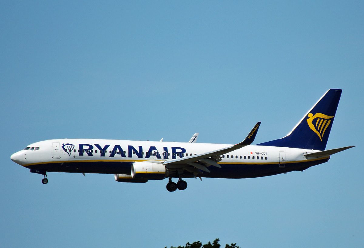Ryanair(Malta Air), Boeing B 737-8AS, 9H-QDE, BER, 21.06.2022