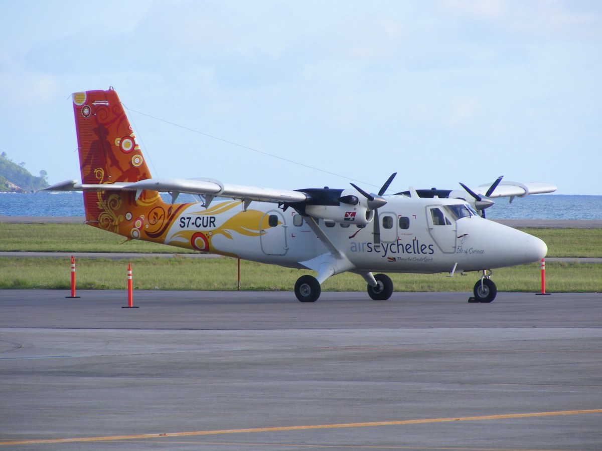 S7-CUR, DHC-6 Twin Otter, Air Seychelles, Mahè Airport (SEZ), 2.10.2015