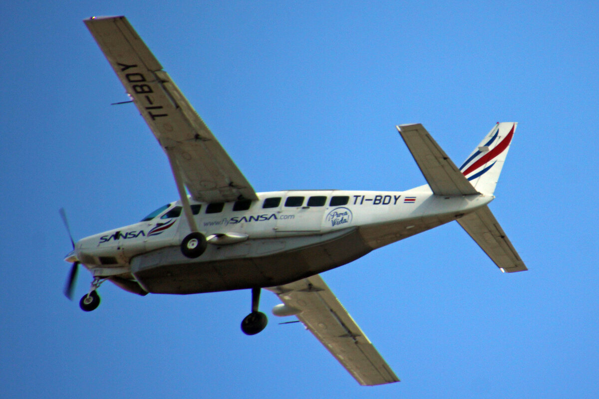 SANSA Servicios Aéreos Nacionales, TI-BDY, Cessna 208B Grand Caravan, msn: 208B2248, 24.März 2023, SJO San José, Costa Rica.