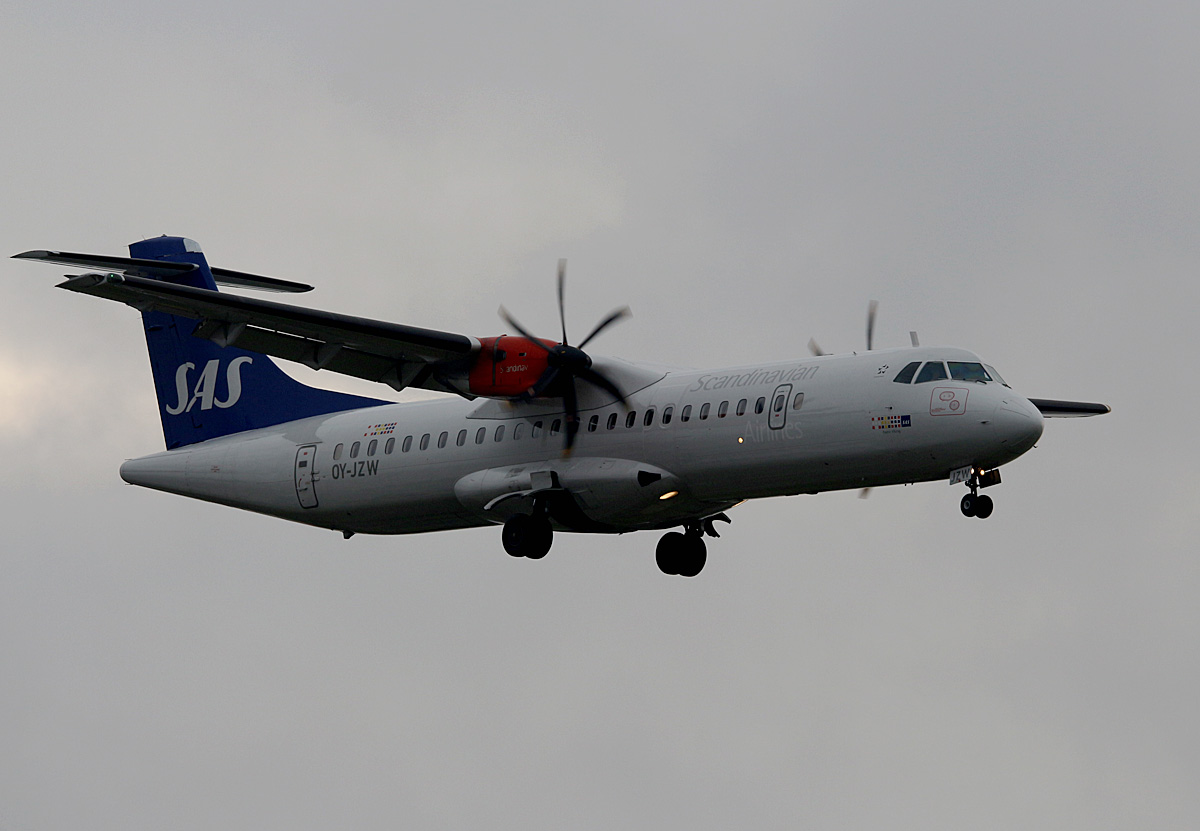 SAS, ATR-72-212A. OY-JZW, TXL, 23.10.2016