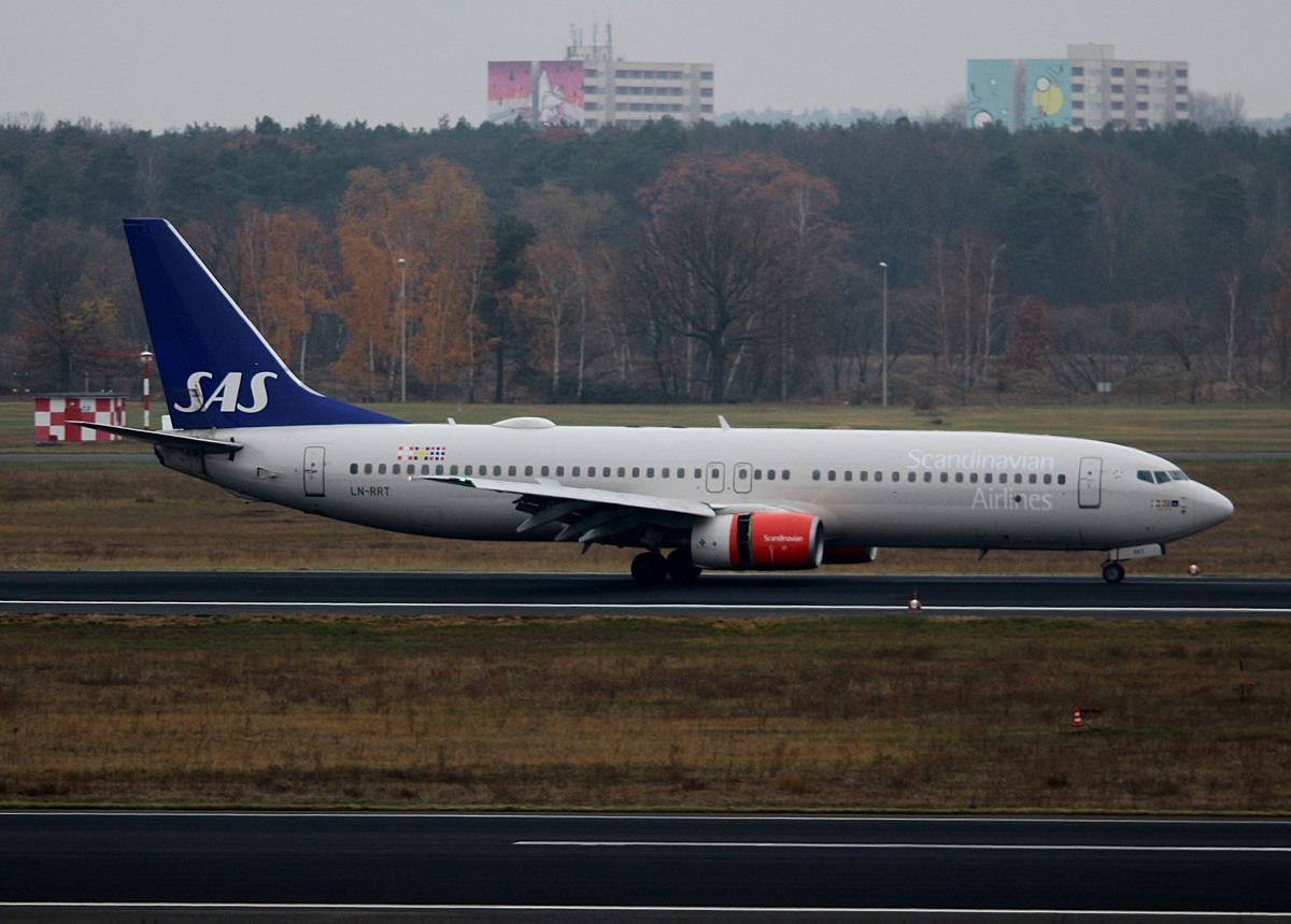 SAS, Boeing B 737-883, LN-RRT, TXL, 25.11.2016