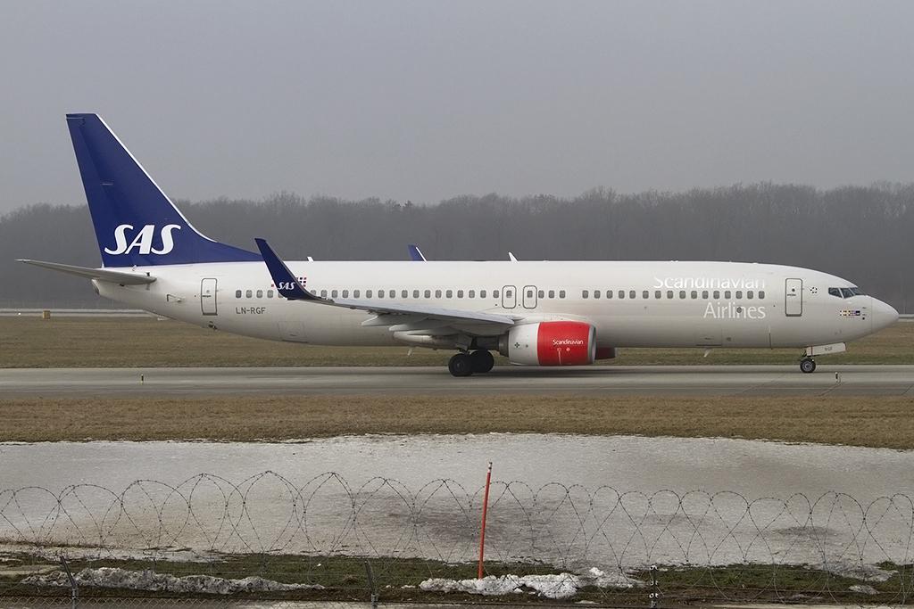 SAS, LN-RGF, Boeing, B737-86N, 12.02.2015, GVA, Geneve, Switzerland



