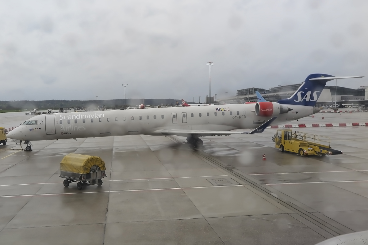 SAS, OY-KFD, Bombardier, ERJ-900, 16.04.2016, STR, Stuttgart, Germany



