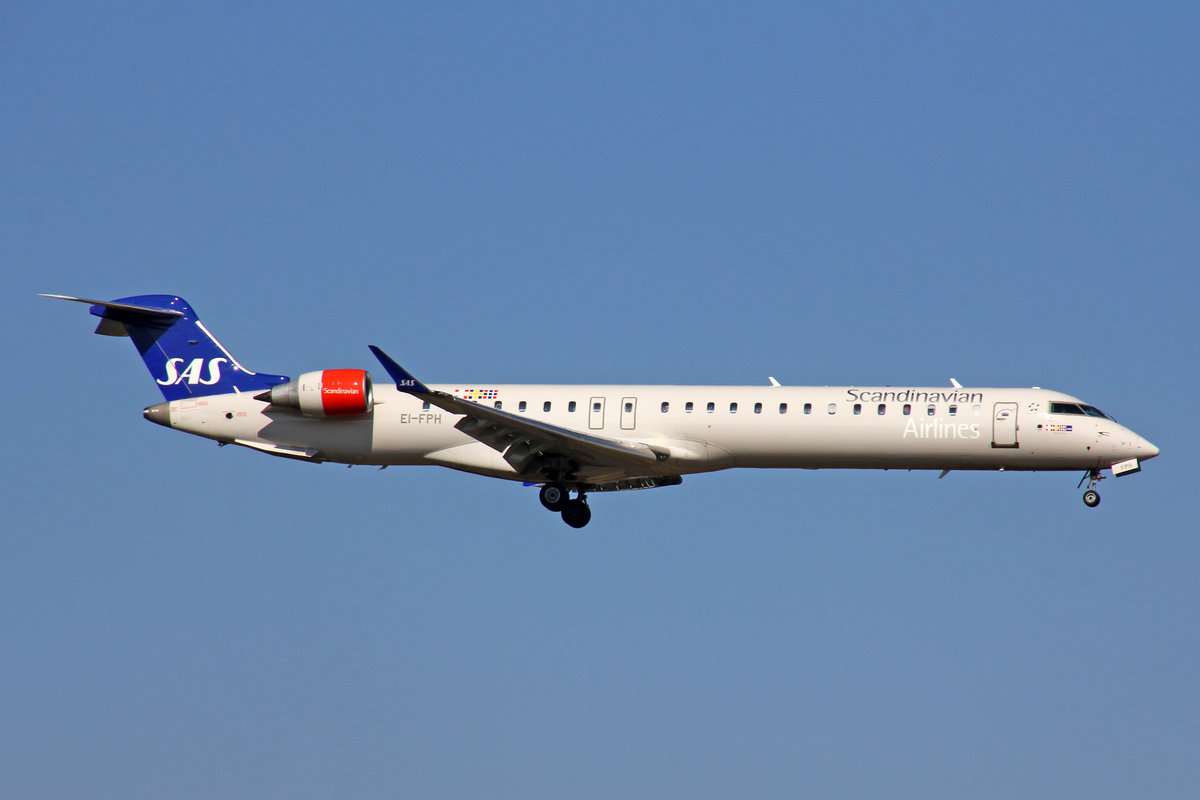 SAS Scandinavian Airlines, EI-FPH, Bombardier CRJ-900LR, msn: 15409,  Bikke Viking , 24.März 2018, ZRH Zürich, Switzerland.