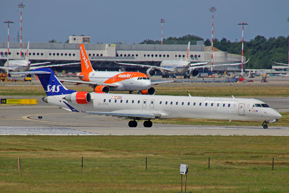 SAS Scandinavian Airlines, EI-FPN, Bombardier CRJ-900LR, msn: 15433,  Menja Viking , 02.Juli 2021, MXP Milano Malpensa, Italy.
