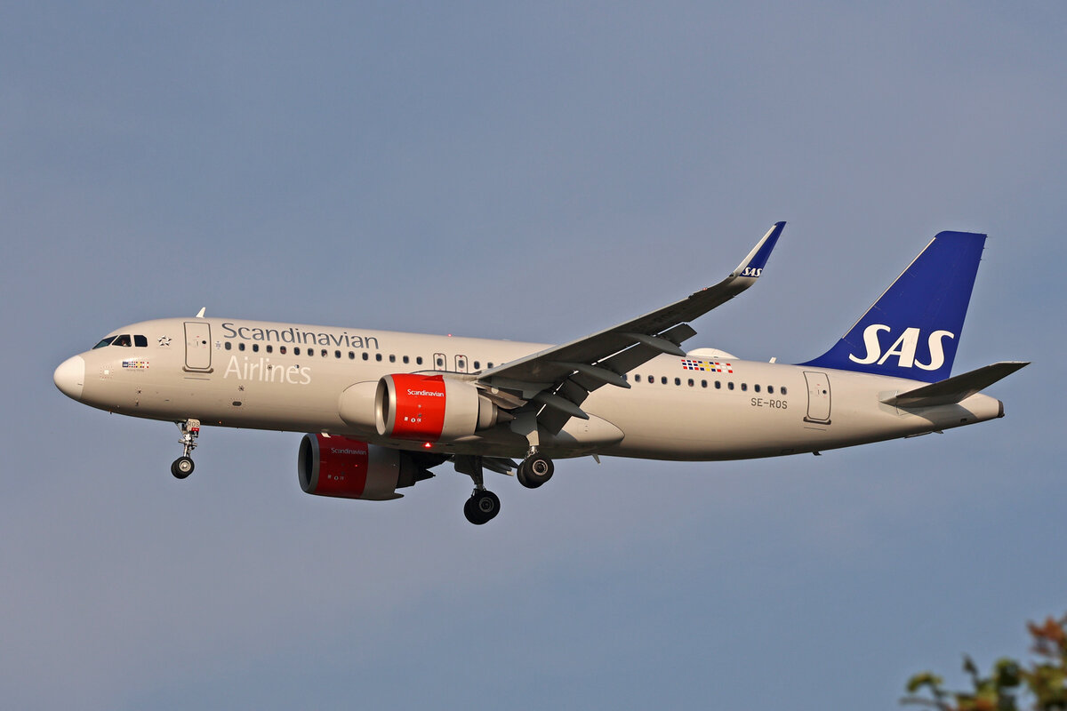 SAS Scandinavian Airlines, SE-ROS, Airbus A320-251N, msn: 9074,  Helsing Viking , 11.Juli 2023, MXP Milano Malpensa, Italy.