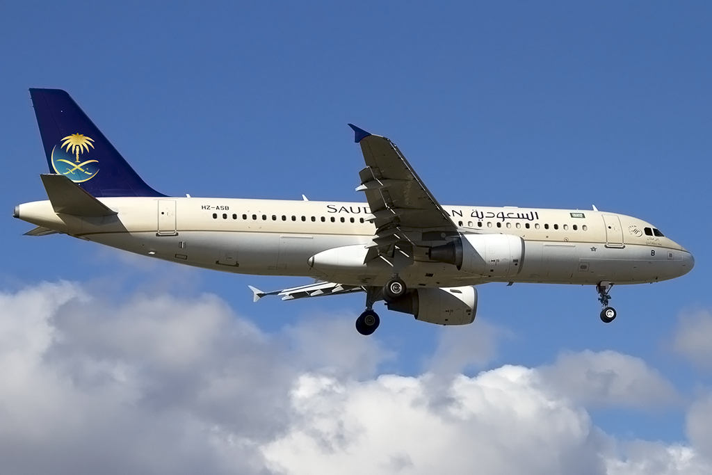 Saudi Arabien Airlines, HZ-ASB, Airbus, A320-214, 02.03.2014, GVA, Geneve, Switzerland 





