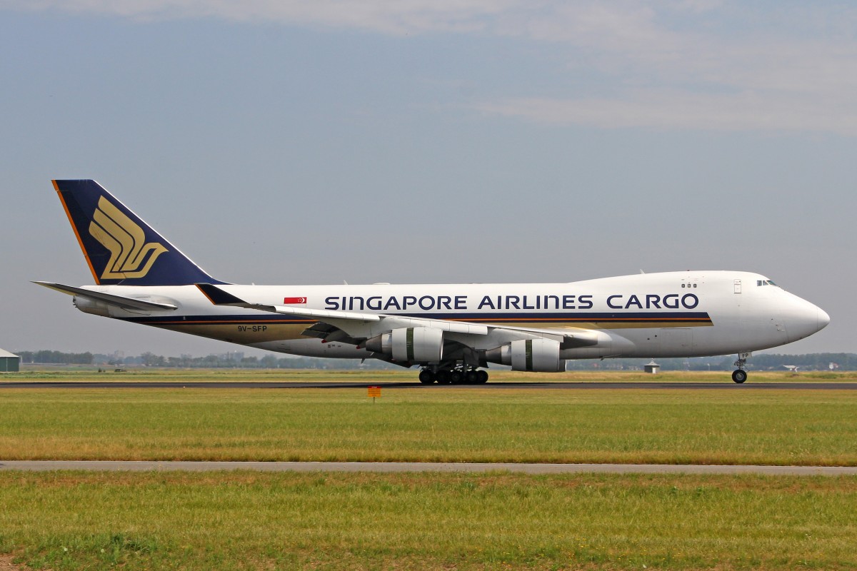 Singapore Airlines, 9V-SFP, Boeing B747-412F, 4.Juli 2015, AMS Amsterdam, Netherlands.