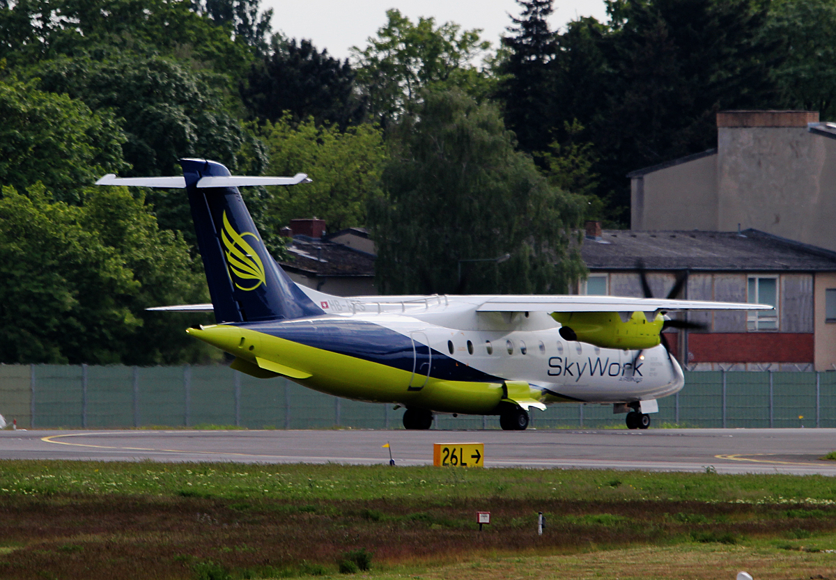 Sky Work Airlines Do-328-110 HB-AES kurz vor dem Start in Berlin-Tegel am 09.05.2014