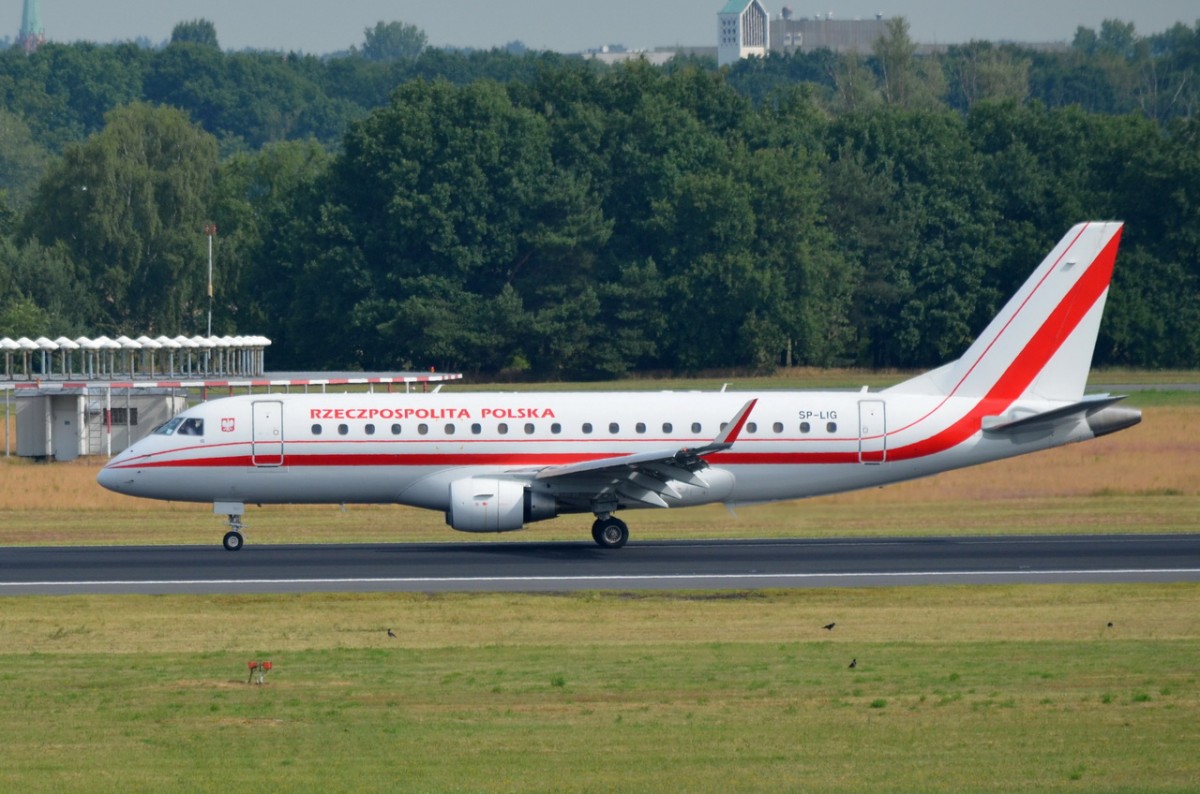 SP-LIG polnischen Regierung Embraer ERJ-175LR (ERJ-170 bis 200 LR)   in Tegel am 27.06.2014 gelandet
