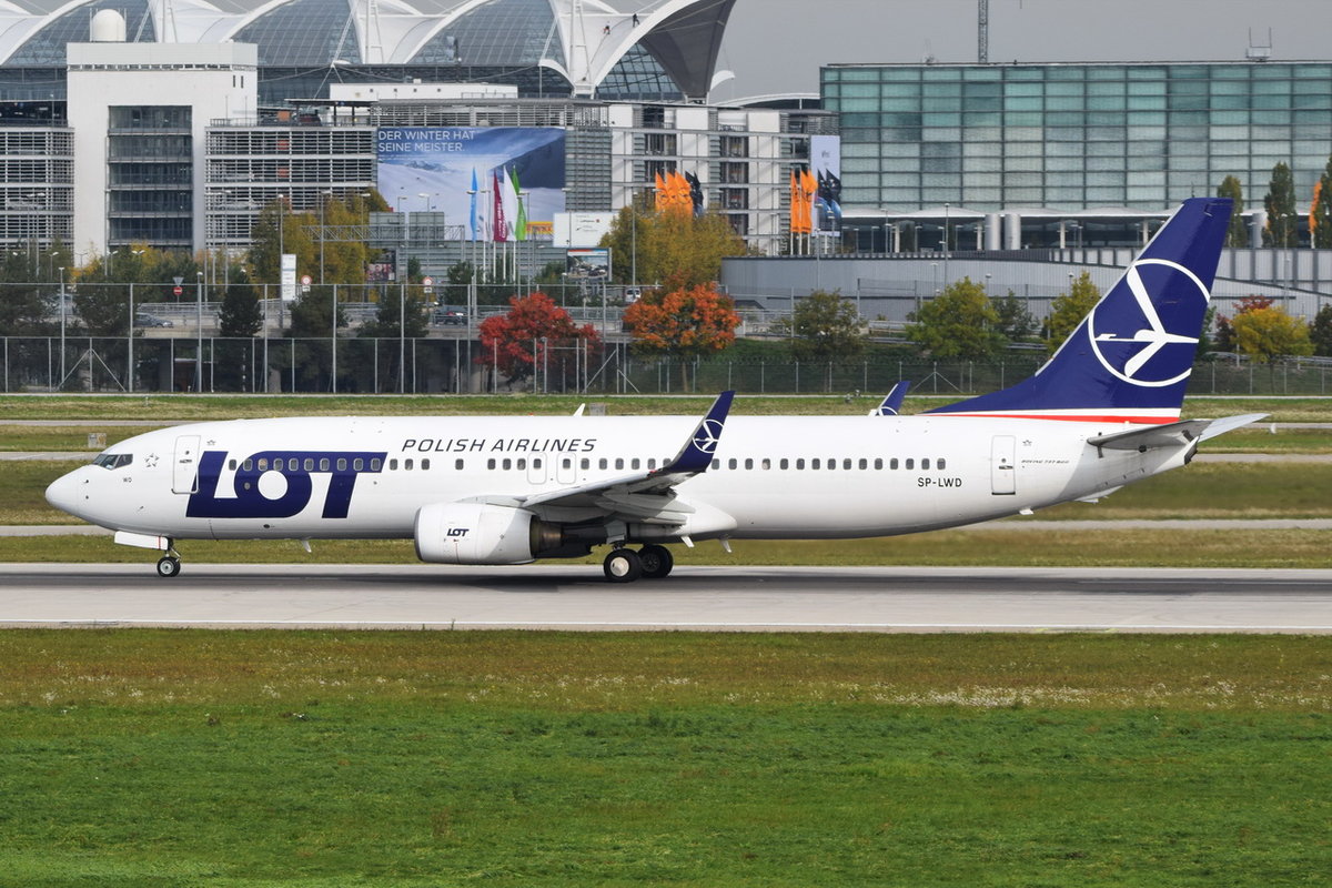 SP-LWD LOT - Polish Airlines Boeing 737-89P(WL) , MUC , 04.10.2017