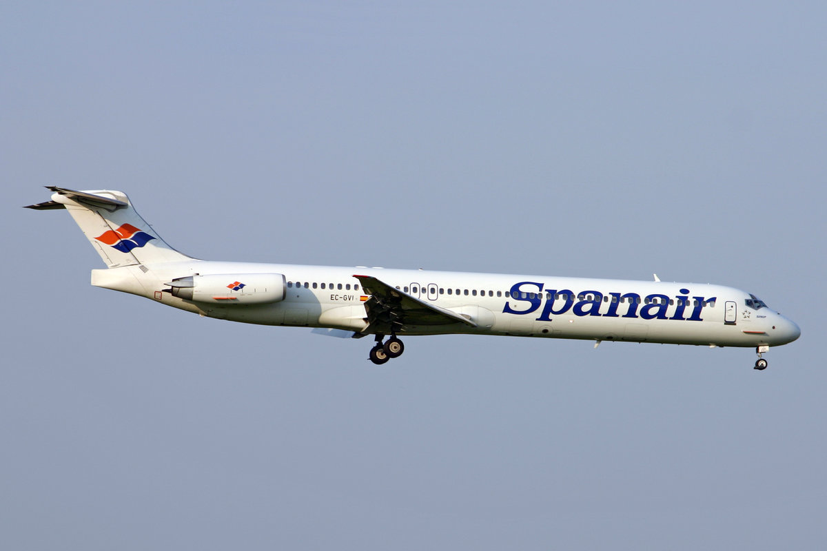Spanair, EC-GVI, McDonnell Douglas MD-83, msn: 	49936/1778, 04.Mai 2006, ZRH Zürich, Switzerland.