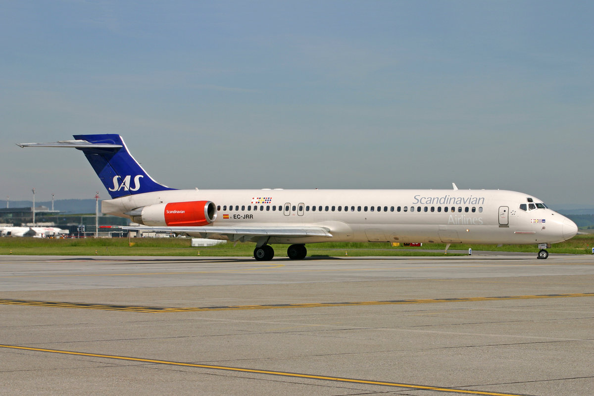 Spanair (Operated by SAS), EC-JRR, McDonnell Douglas MD-87, msn: 49612/1827, 10.Juni 2006, ZRH Zürich, Switzerland.