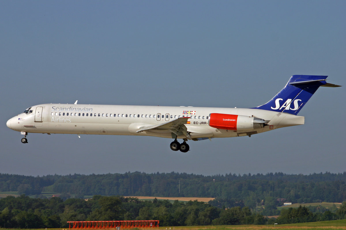Spanair (Operated by SAS), EC-JRR, McDonnell Douglas MD-87, msn: 49612/1827, 24.Juli 2006, ZRH Zürich, Switzerland.