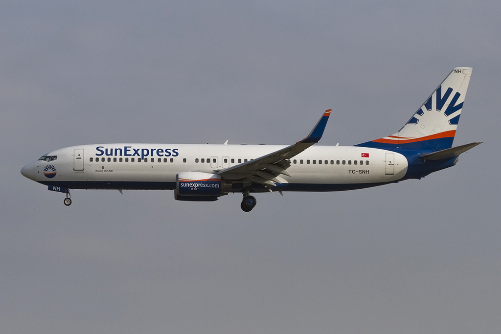 Sun Express, TC-SNH, Boeing, B737-8FH, 11.08.2015, FRA, Frankfurt, Germany 




