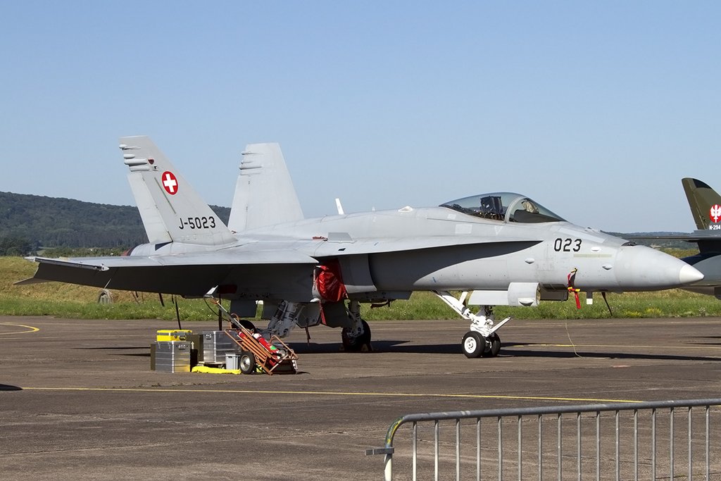 Swiss - Air Force, J-5023, McDonnell-Douglas, FA-18C Hornet, 28.06.2015, LFSX, Luxeuil, France 




