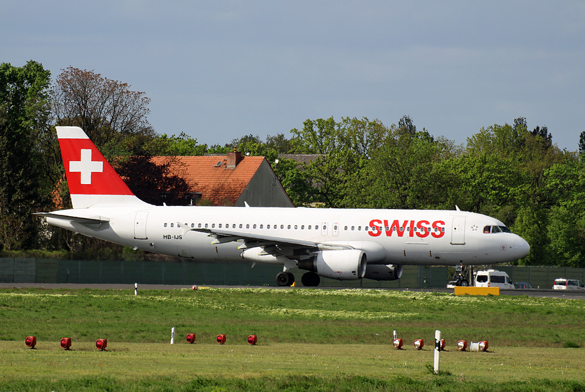 Swiss, Airbus A 320-214, HB-IJS, TXL, 03.05.2019