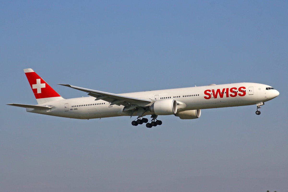 SWISS Global Air Lines, HB-JNA, Boeing 777-3DEER, 03.November 2017, ZRH Zürich.