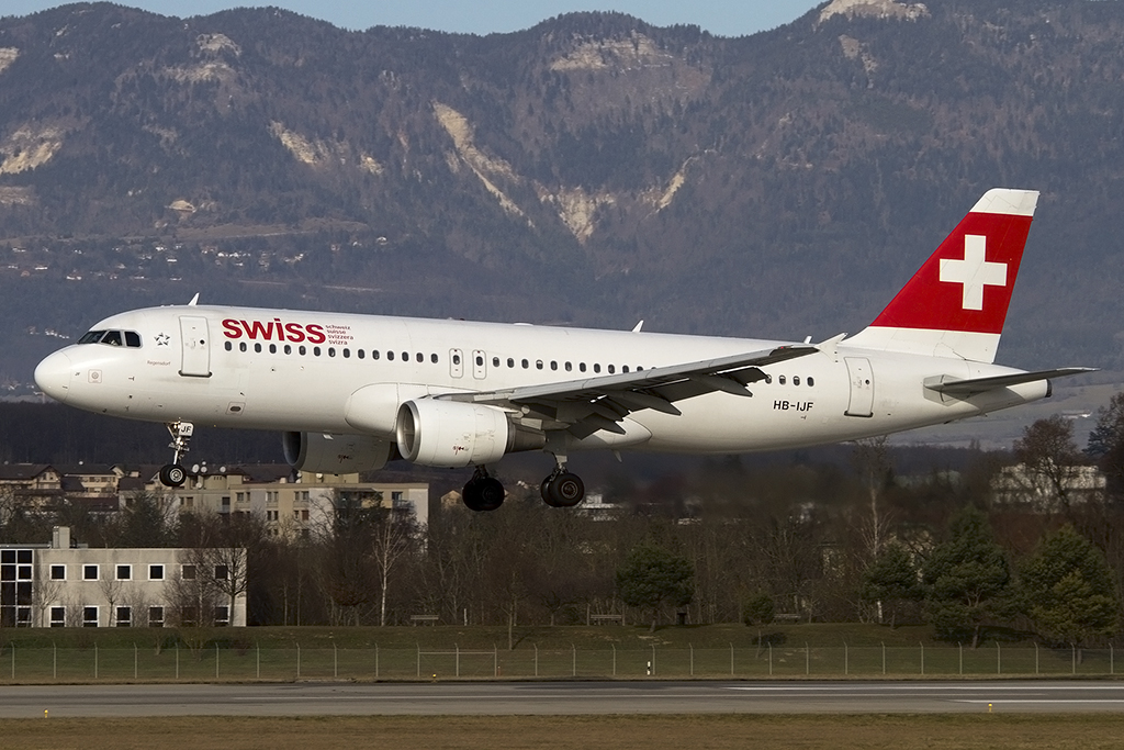 Swiss, HB-IJF, Airbus, A320-214, 13.01.2015, GVA, Geneve, Switzerland



