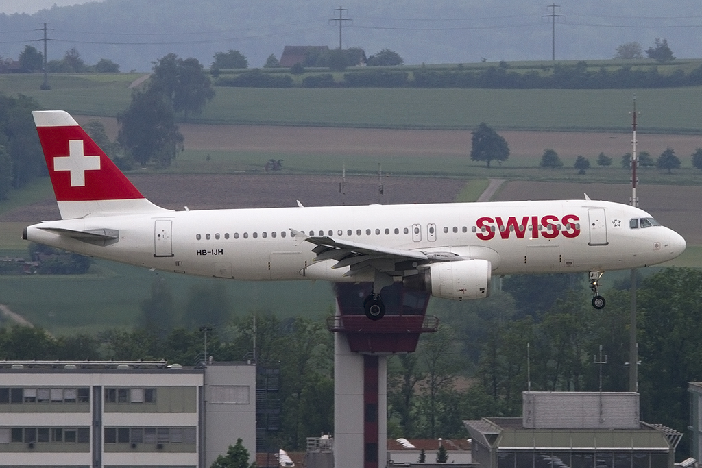 Swiss, HB-IJH, Airbus, A320-214, 24.05.2015, ZRH, Zürich, Switzerland 




