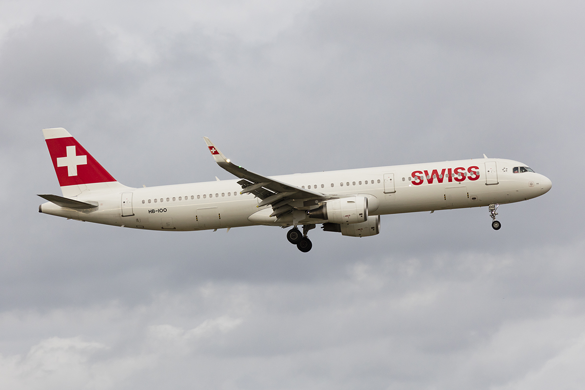 Swiss, HB-IOO, Airbus, A321-212, 01.05.2017, FCO, Roma, Italy 


