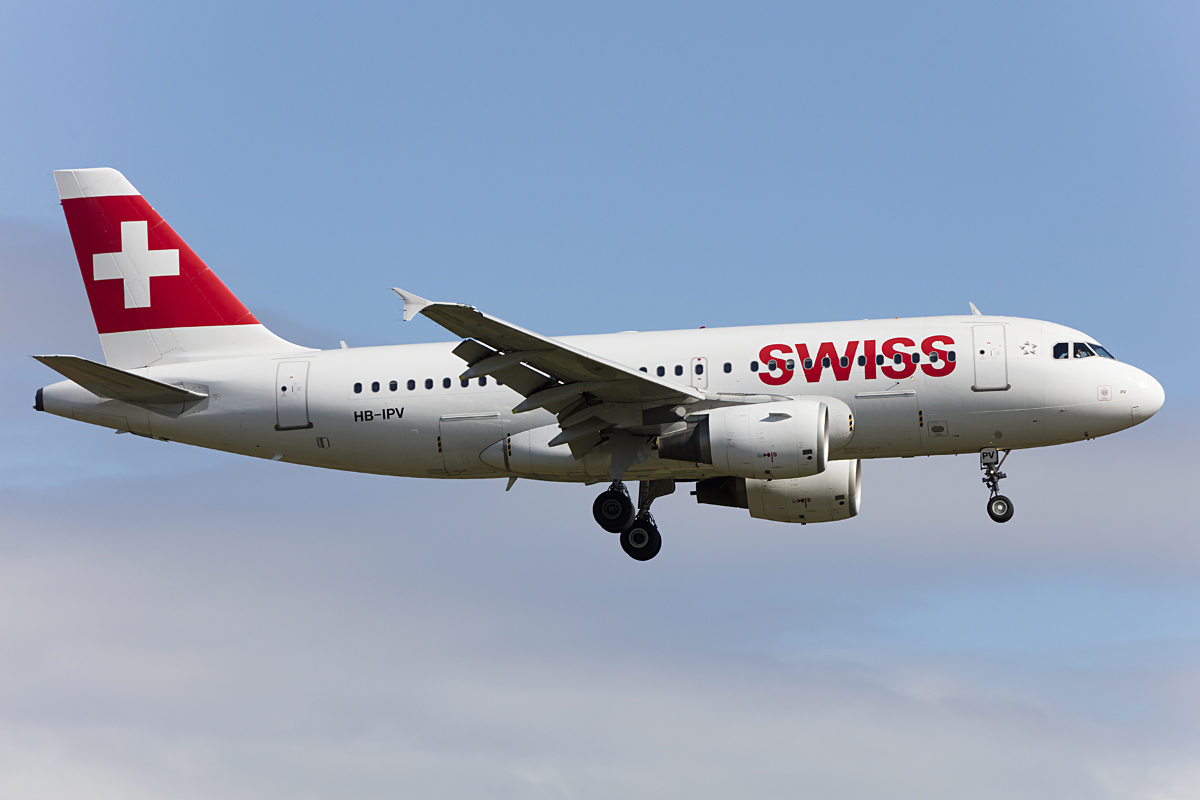 Swiss, HB-IPV, Airbus, A319-112, 03.10.2016, ZRH, Zürich, Switzerland



