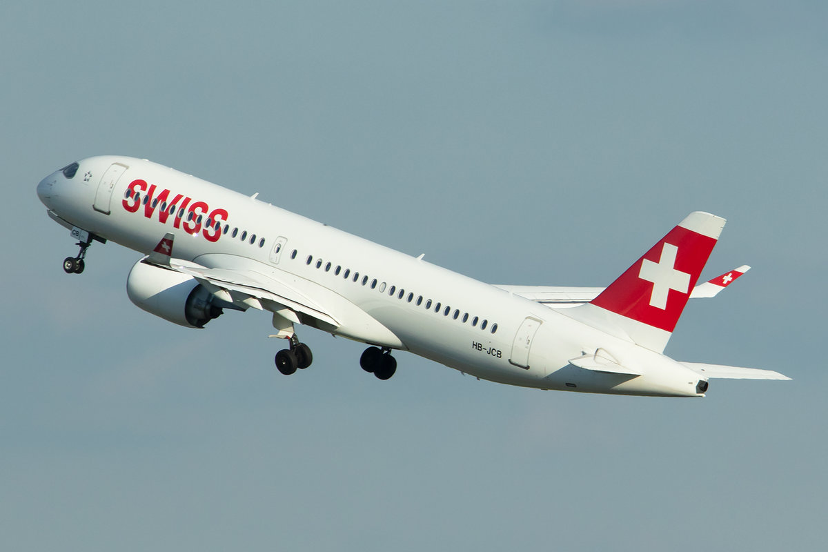 Swiss, HB-JCB, Bombardier, CS-300, 12.05.2019, CDG, Paris, France



